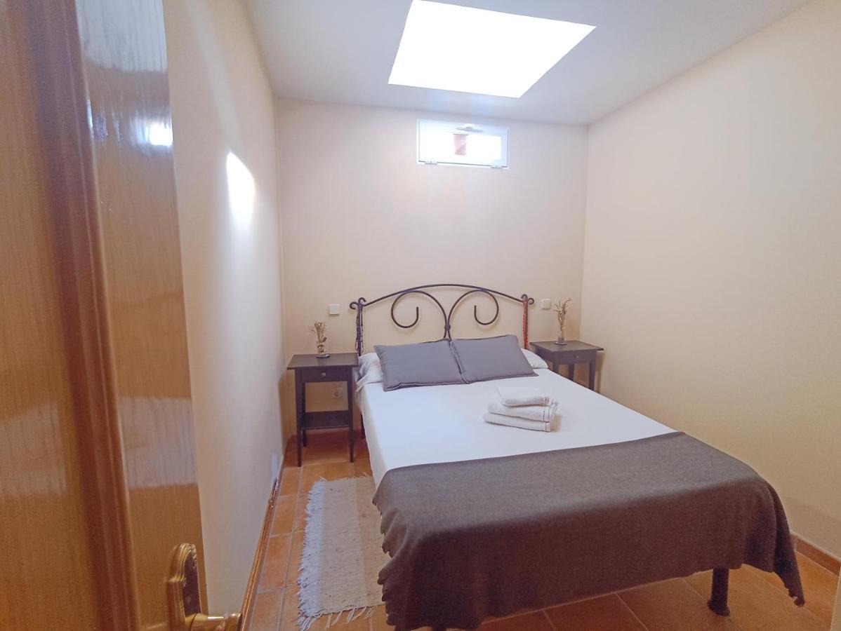 El Rincon Del Sanabres, Penalara Apartment Rascafria Bagian luar foto